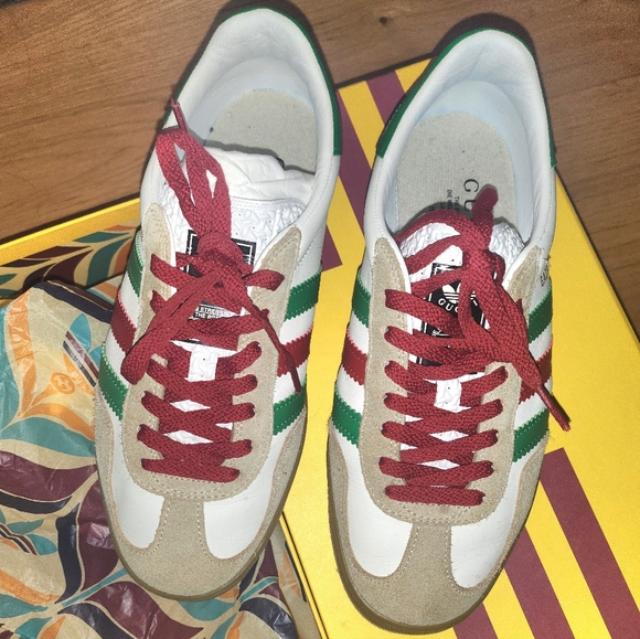 Gucci x Adidas Unisex sneakers - Picture 3 of 11